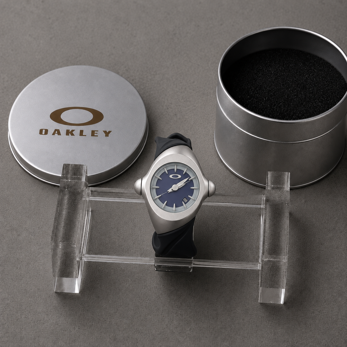 Vintage Oakley Crush 2.0 Watch – Rare Y2K Unobtainium Rubber Strap