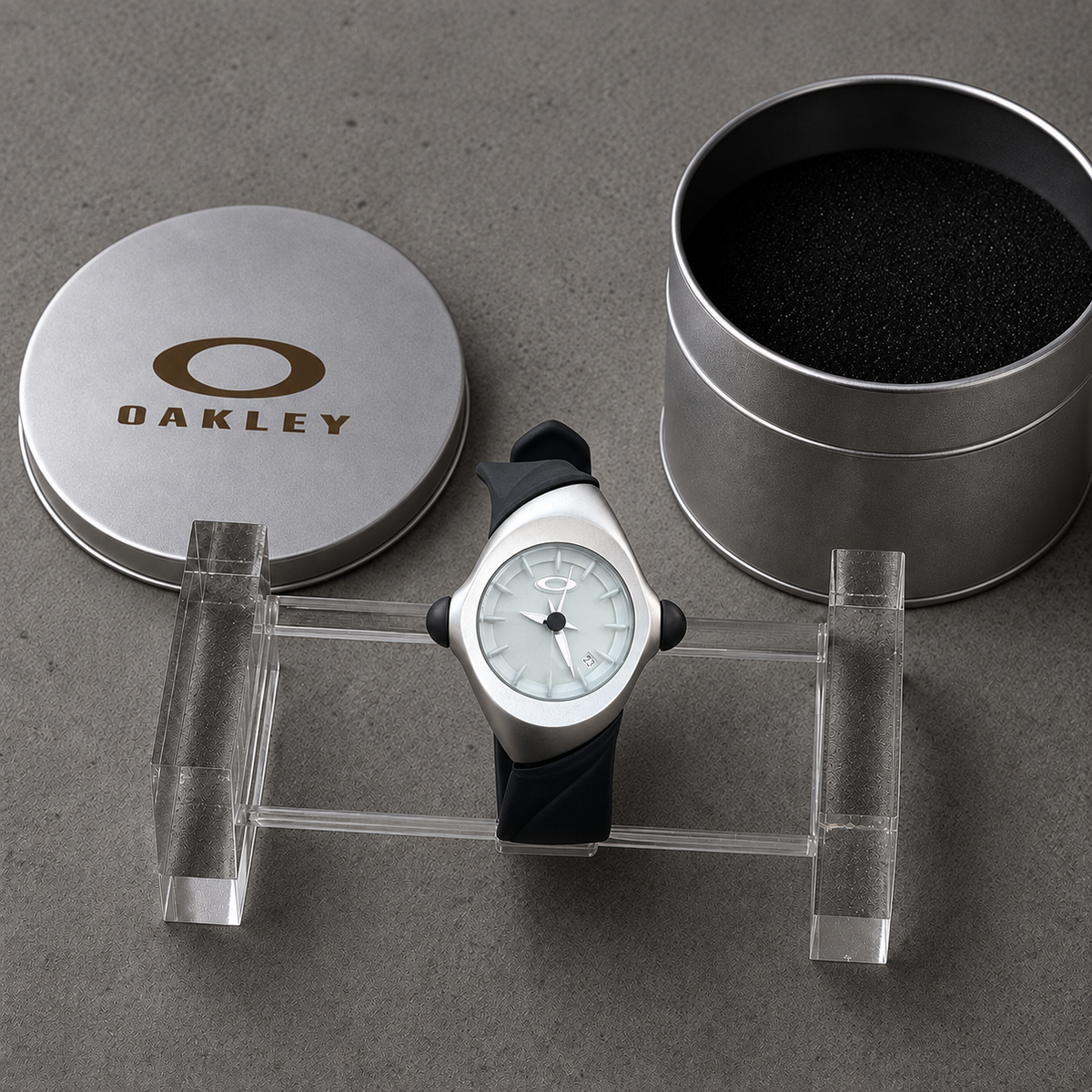Vintage Oakley Crush 2.0 Watch – Rare Y2K Unobtainium Rubber Strap